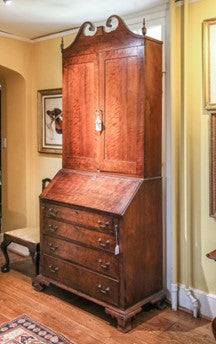 Desk and bookcase  Walnut Virginia 1800-1820-PZ-”Fine Piece”