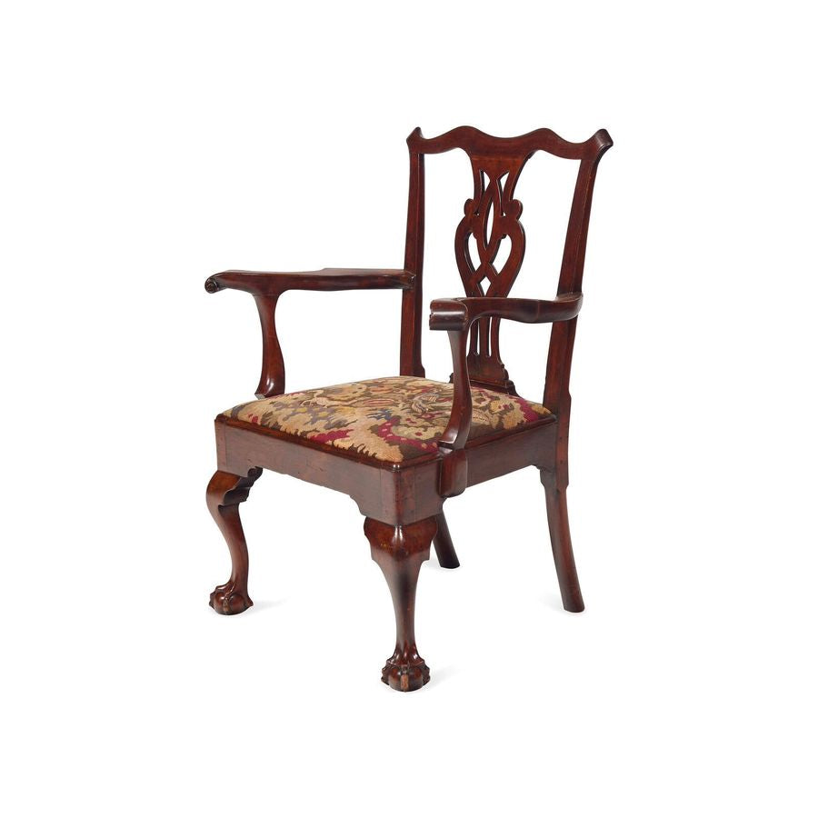 Delaware Valley Walnut Armchair, 1755-1775